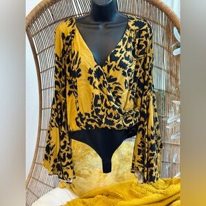 Lulus Wild Nights Bell Sleeved Bodysuit Size Small Golden Yellow